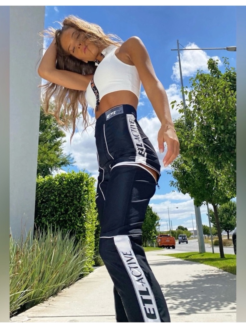 ETL-ACTIVE UTILITY ZIPPER PANTS BRAND NEW WITH TAGS ($173 ORIGINAL PRICE)